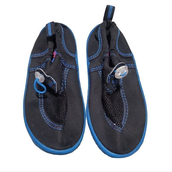 Bundle unisex water shoes xl (11-12) - Picture 2 of 7
